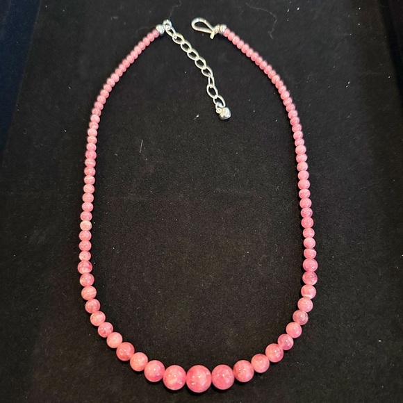 Strawberry quartz bead necklace by Jay King - Picture 5 of 10